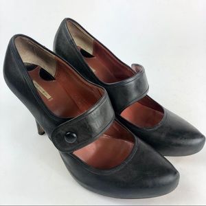 Max Studio Zara Pump